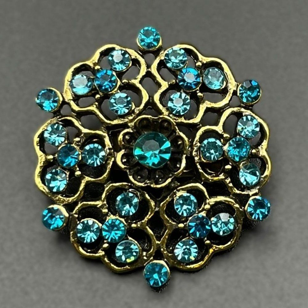 Yellow Gold with Blue Sapphire and Aquamarine Crystal Flower Pin Back Brooch